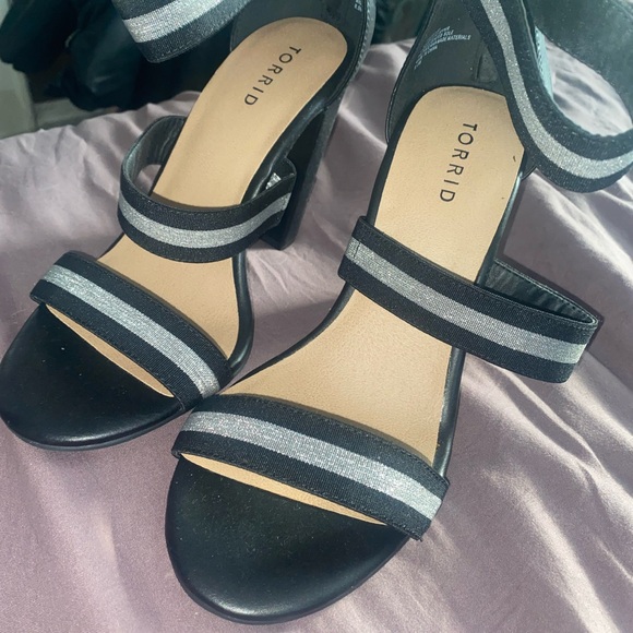 Torrid Heels - Picture 2 of 7